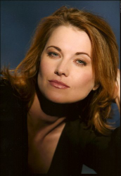 Lucy Lawless